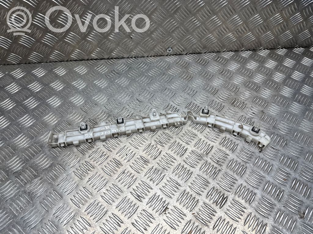 Mitsubishi Outlander Takapuskurin kannake 