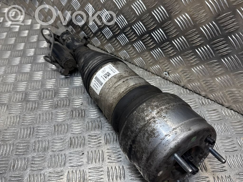 Mercedes-Benz E W213 Przedni amortyzator zawieszenia pneumatycznego 