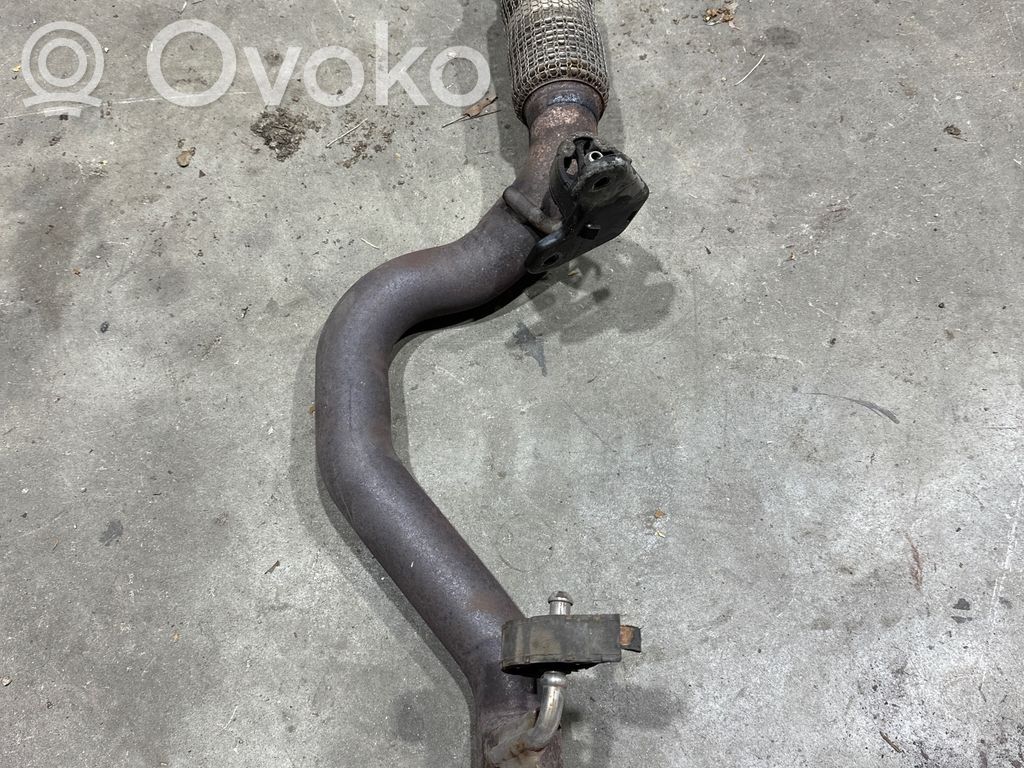 Raccord flexible échappement