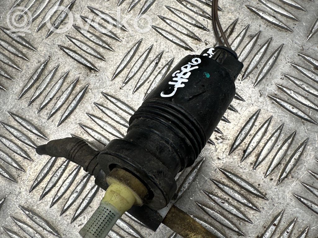 Jeep Grand Cherokee Windscreen/windshield washer pump 