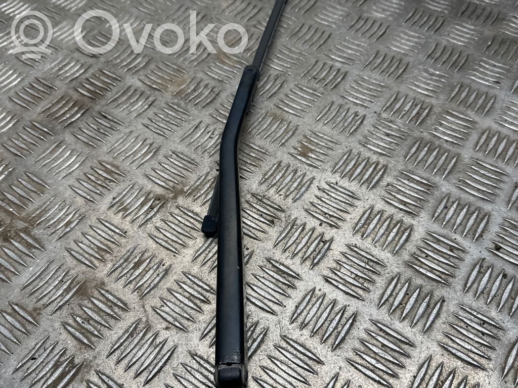 BMW X1 E84 Rear wiper blade arm 