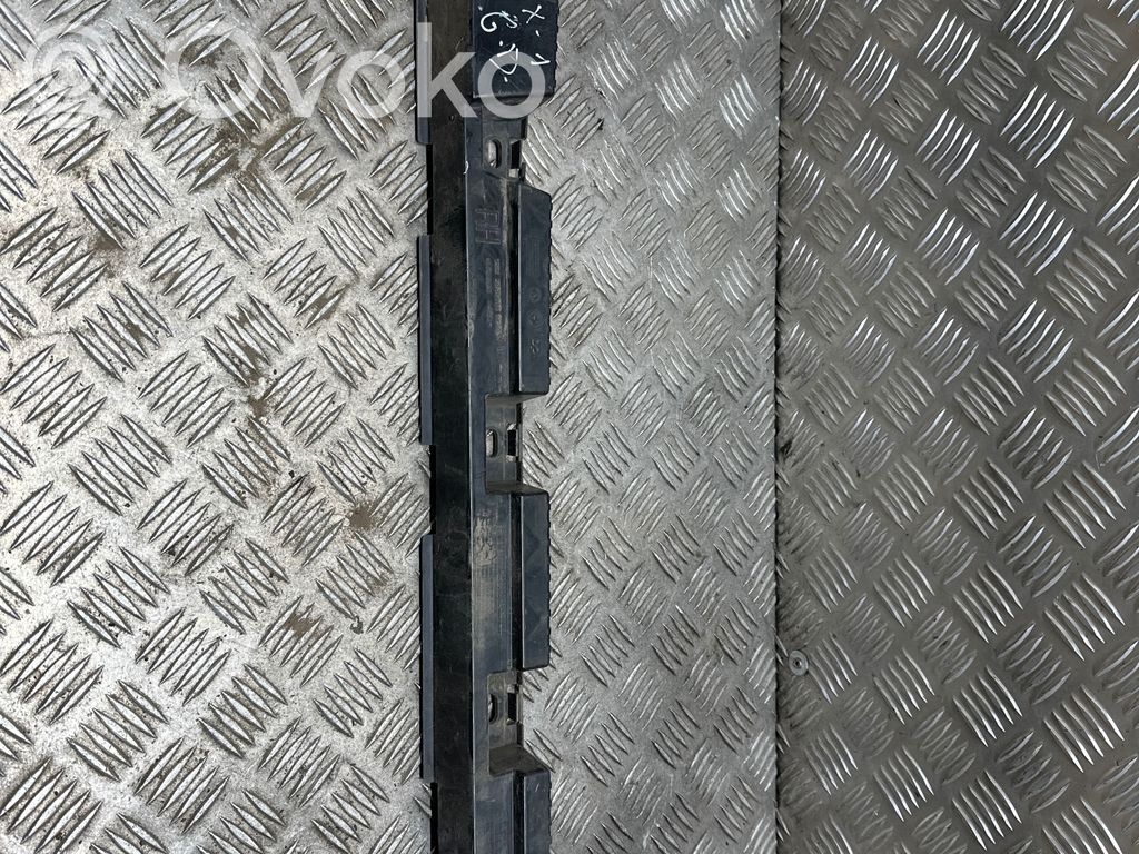 BMW X1 E84 Sill supporting ledge 