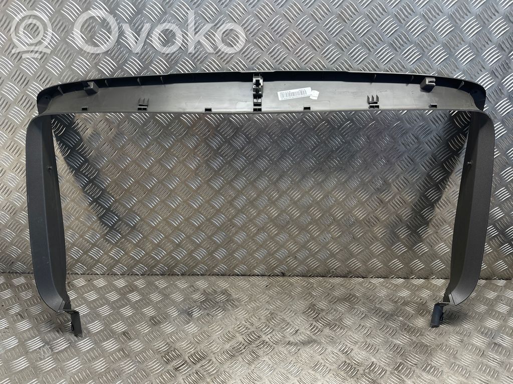 Porsche Macan (95B) Tailgate trim 