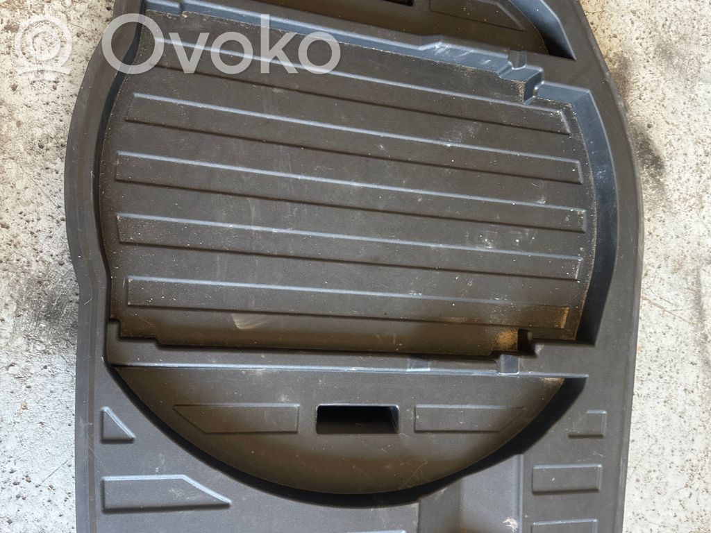 Audi A6 S6 C7 4G Wkład koła zapasowego 