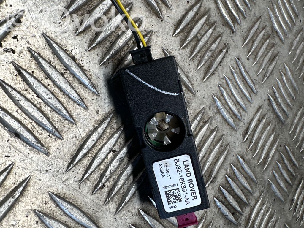 Land Rover Range Rover Velar Amplificador de antena aérea 