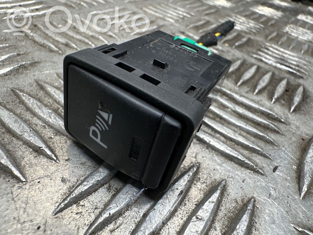 Nissan Qashqai Interruptor del sensor de aparcamiento (PDC) 