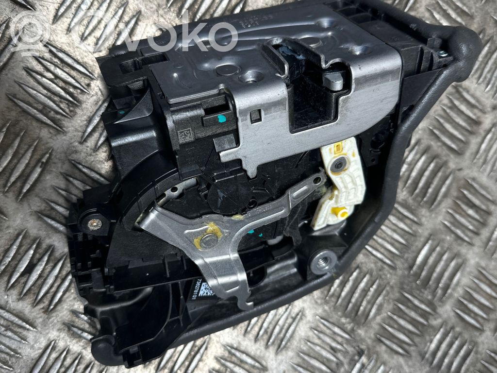BMW X5M F85 Zamek drzwi przednich 