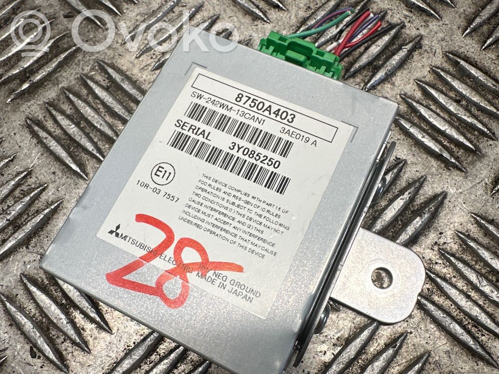 Mitsubishi Outlander GPS navigation control unit/module 