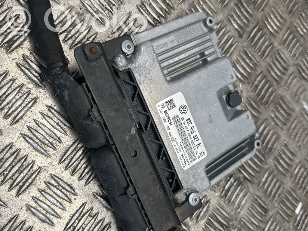 Volkswagen Tiguan Engine control unit/module 