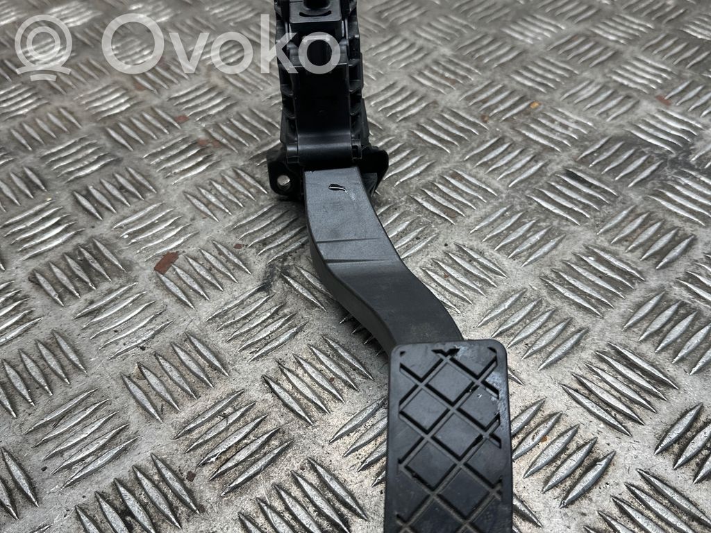 Volkswagen Golf VIII Accelerator throttle pedal 