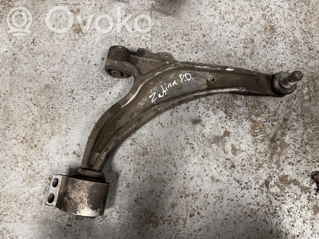 Opel Zafira C Dolny wahacz przedni 