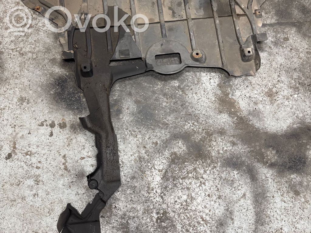 BMW X1 E84 Engine splash shield/under tray 