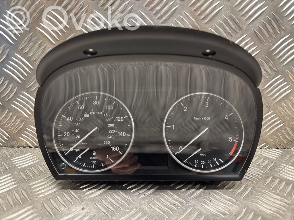 BMW X1 E84 Speedometer (instrument cluster) 