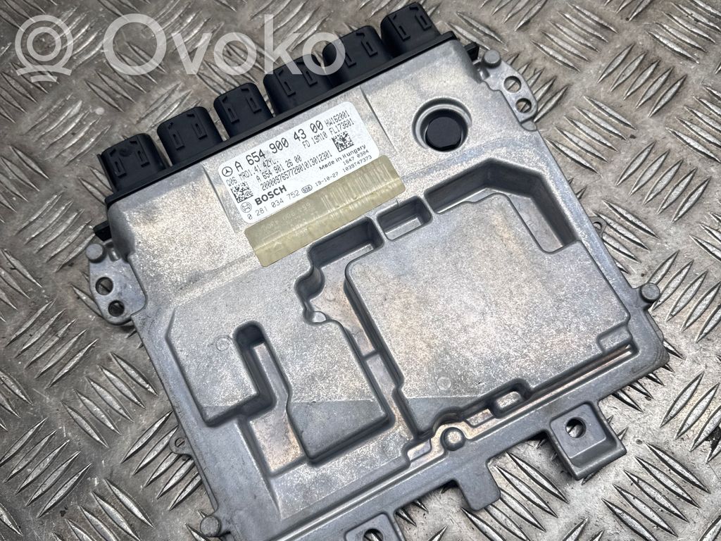 Mercedes-Benz E W213 Engine control unit/module 