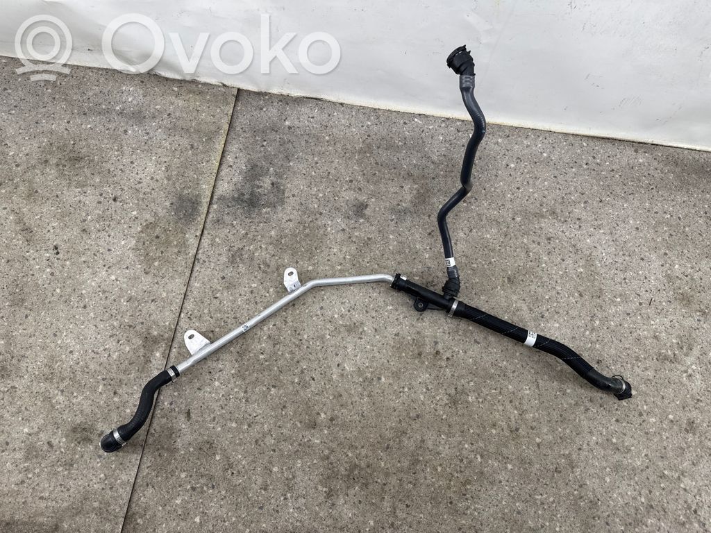 BMW X6 G06 Engine coolant pipe/hose 