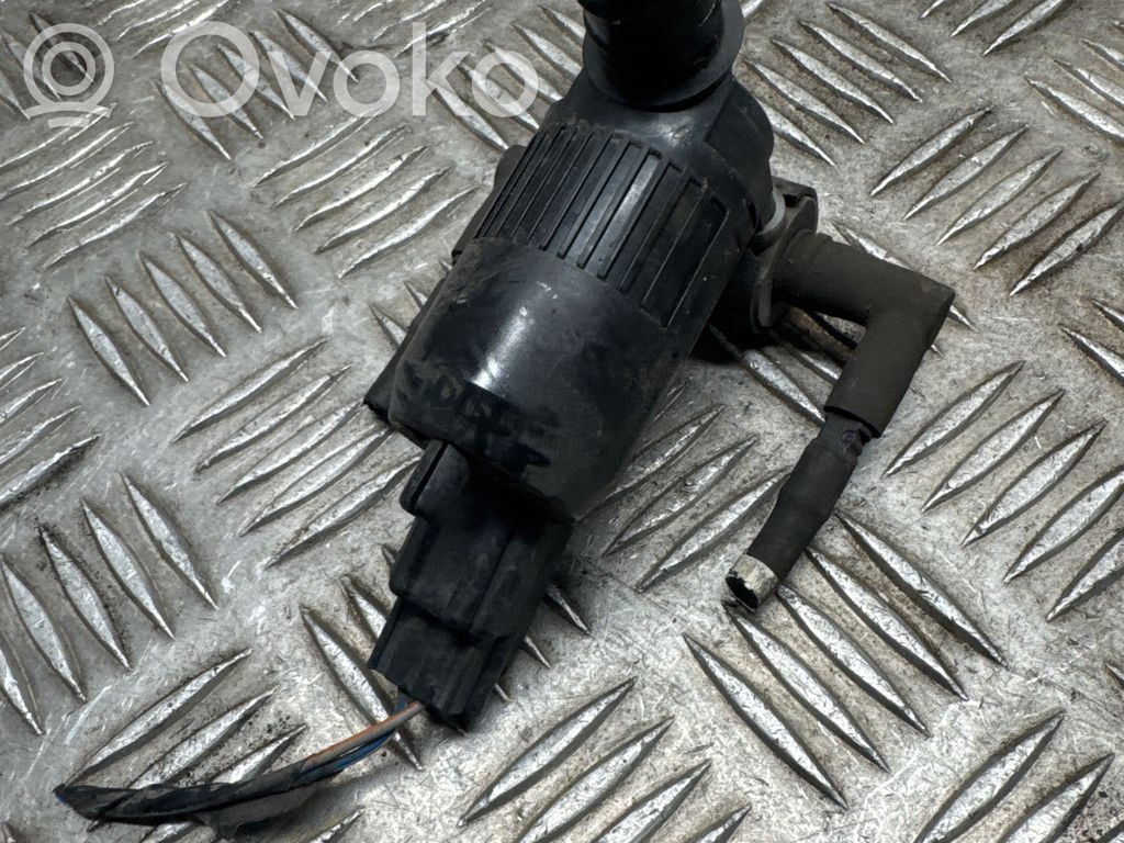 Ford Galaxy Windscreen/windshield washer pump 