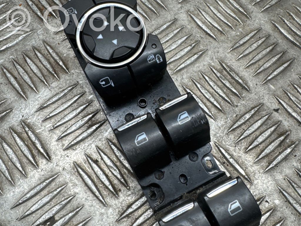 Ford Galaxy Electric window control switch 