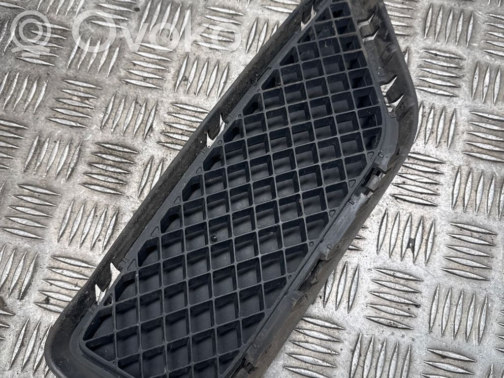 BMW X1 E84 Front bumper lower grill 
