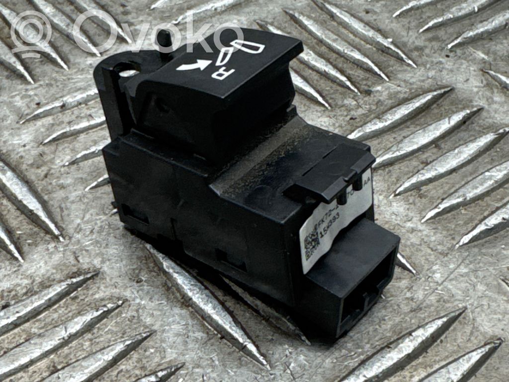 Przyciski sterowania fotela   FK7214B704AA,15W393