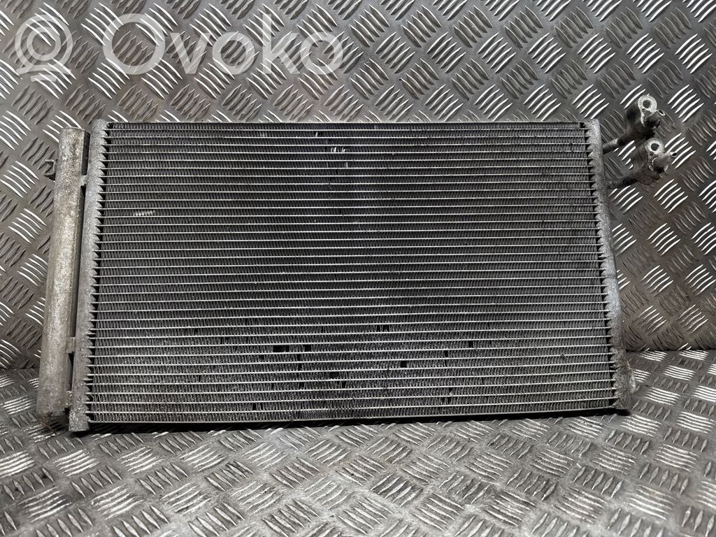 BMW X1 E84 Radiateur condenseur de climatisation 
