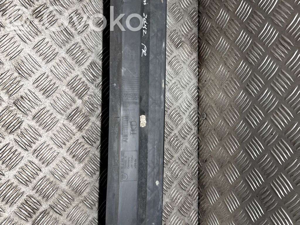 BMW X1 E84 Radiator trim 
