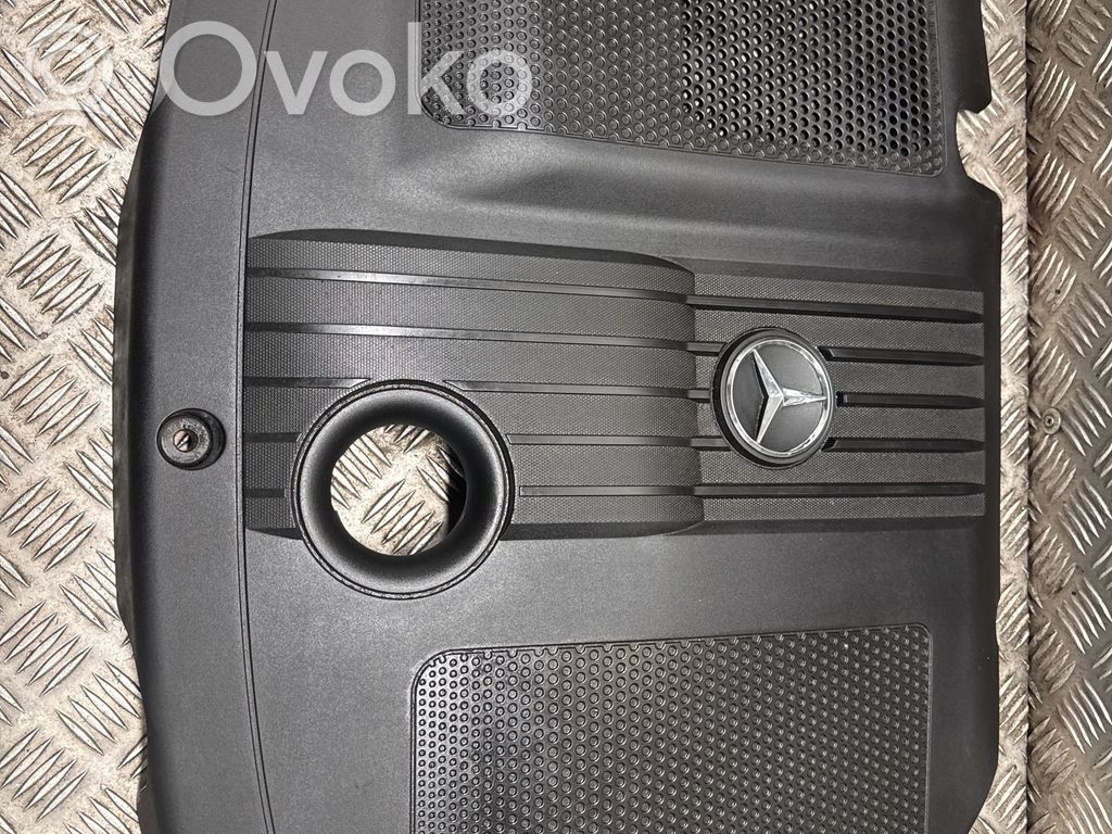 Mercedes-Benz E W212 Osłona górna silnika 