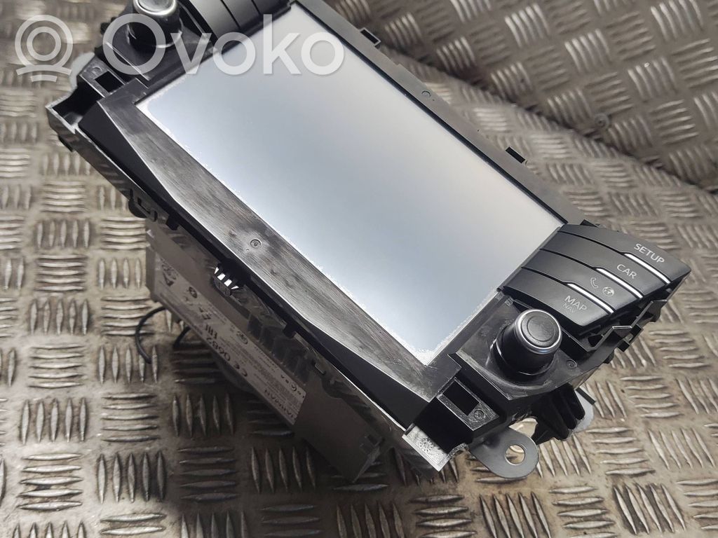 Toyota Avensis T270 Panel / Radioodtwarzacz CD/DVD/GPS 