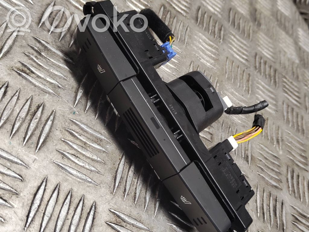 KIA Sorento Seat heating switch 