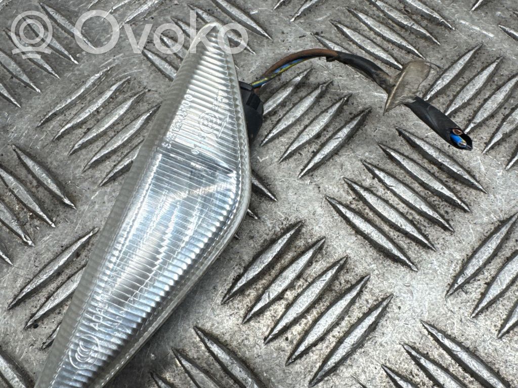 BMW X3 F25 Front fender indicator light 