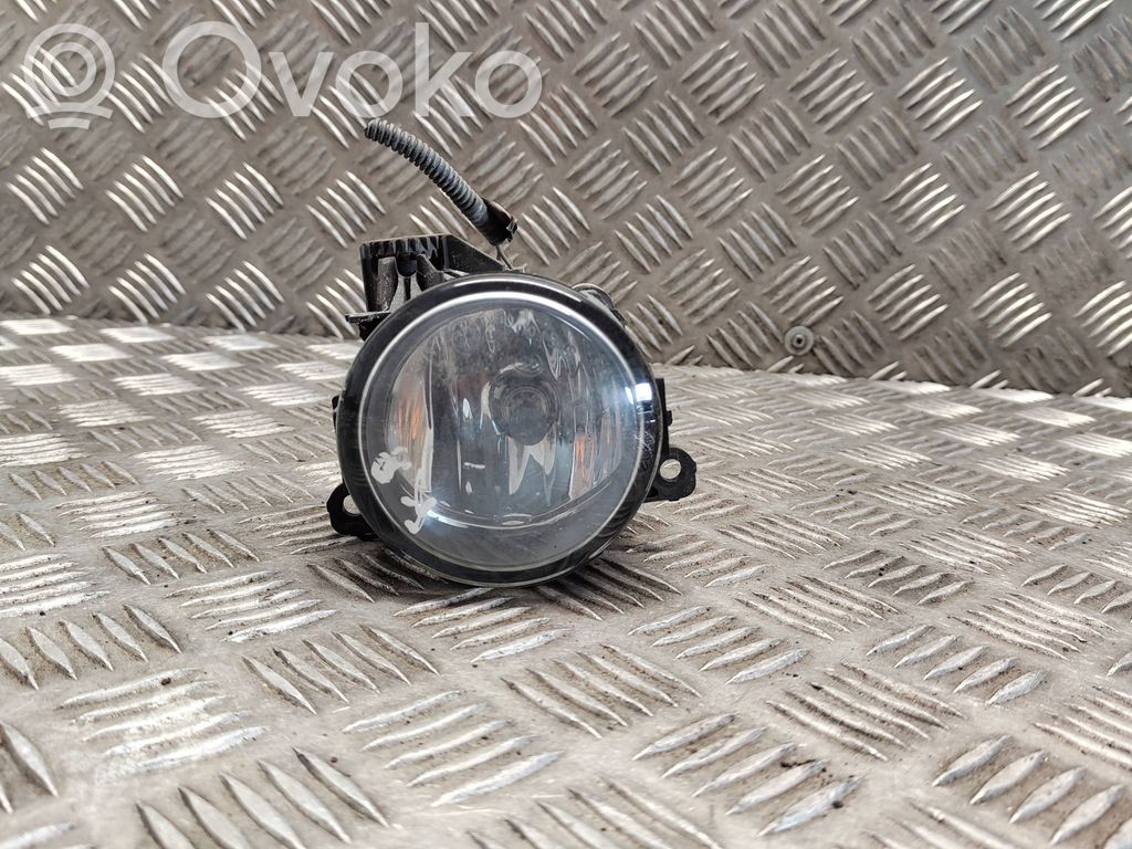 Renault Captur Miglas lukturis priekšā 