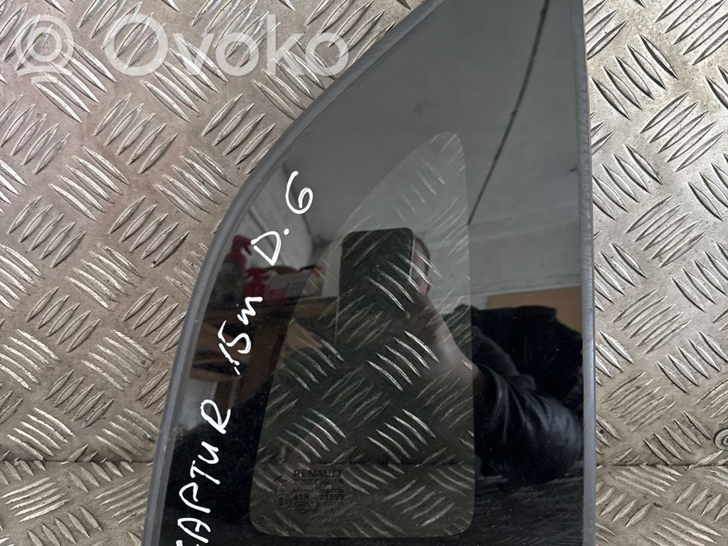 Renault Captur Vidrio lateral trasero 