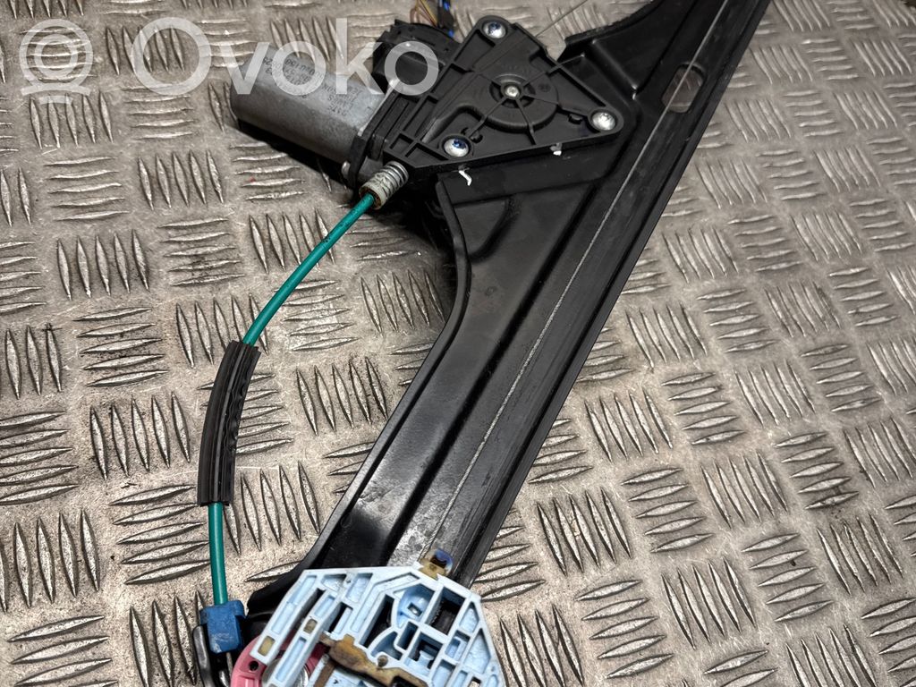 BMW 2 F45 Elektryczny podnośnik szyby drzwi przednich 