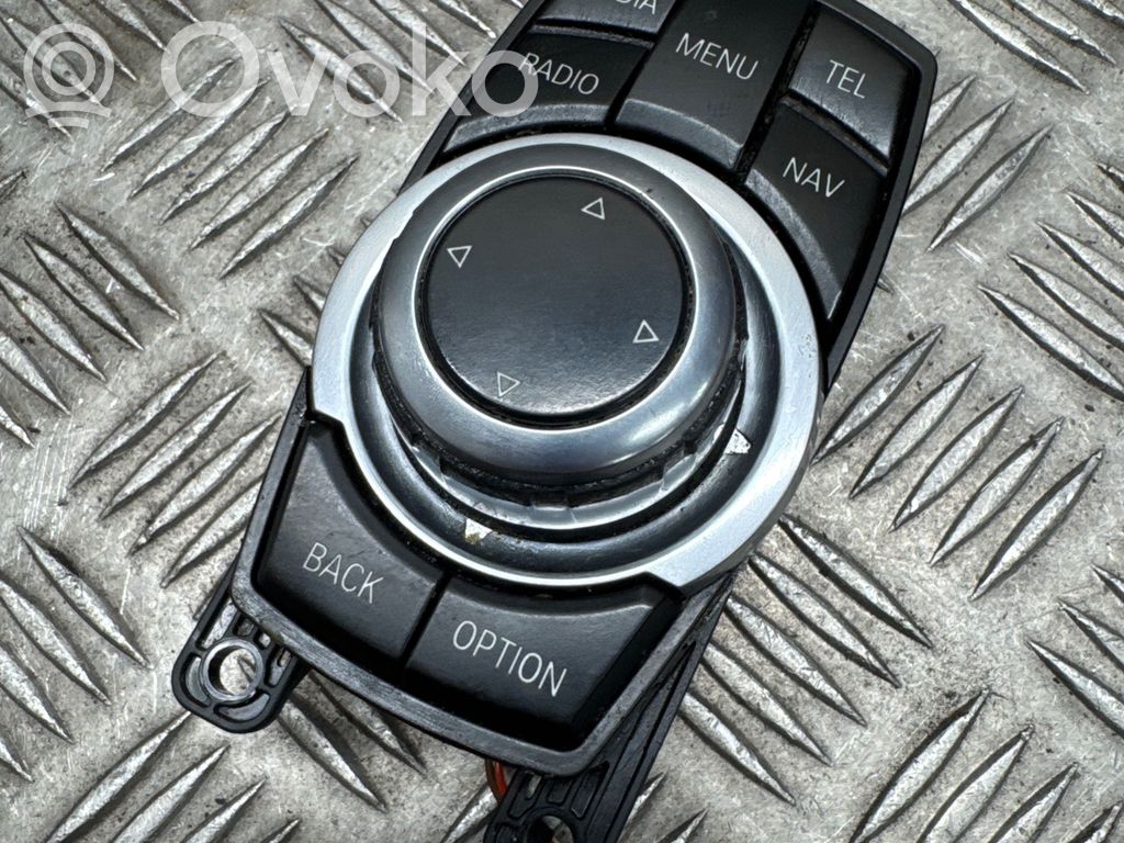 BMW 2 F45 Head unit multimedia control 