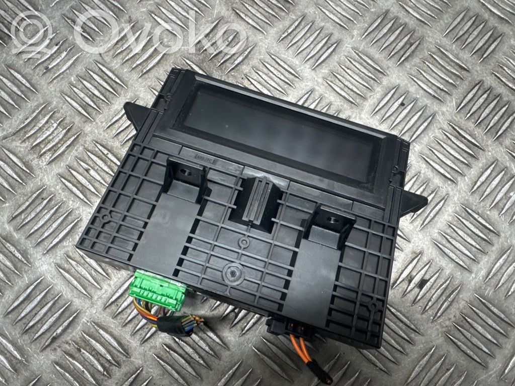 Monitor / wyświetlacz / ekran   30772584,M8083100010,10W08E04,S62102469