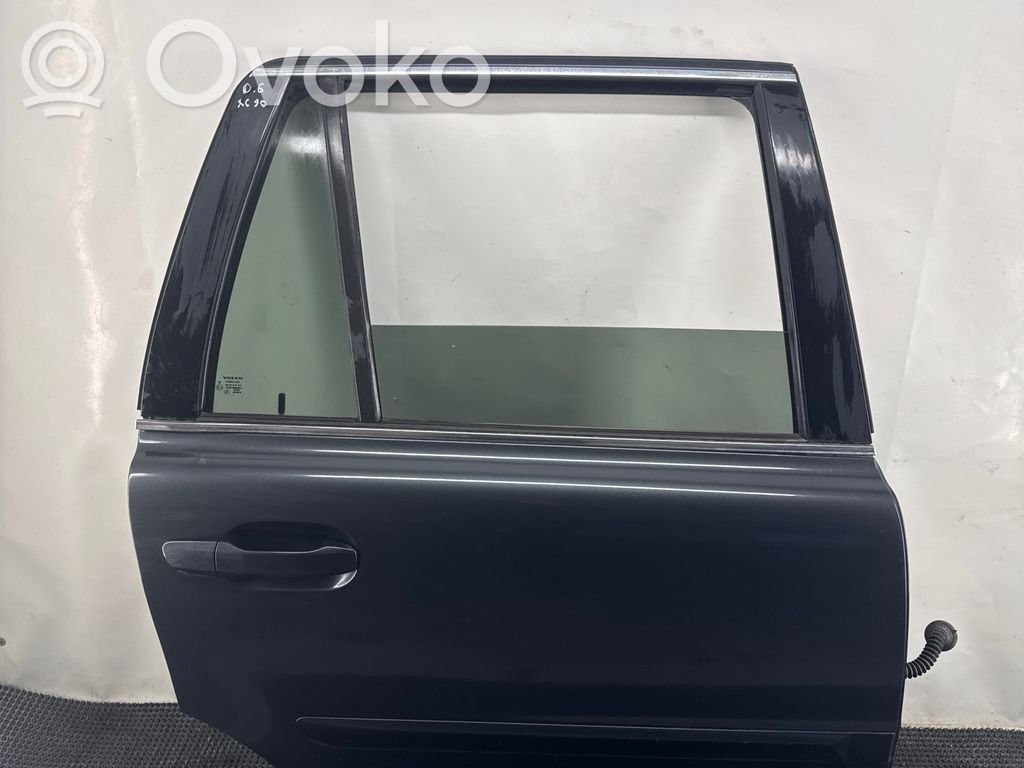 Volvo XC90 Aizmugurējās durvis 