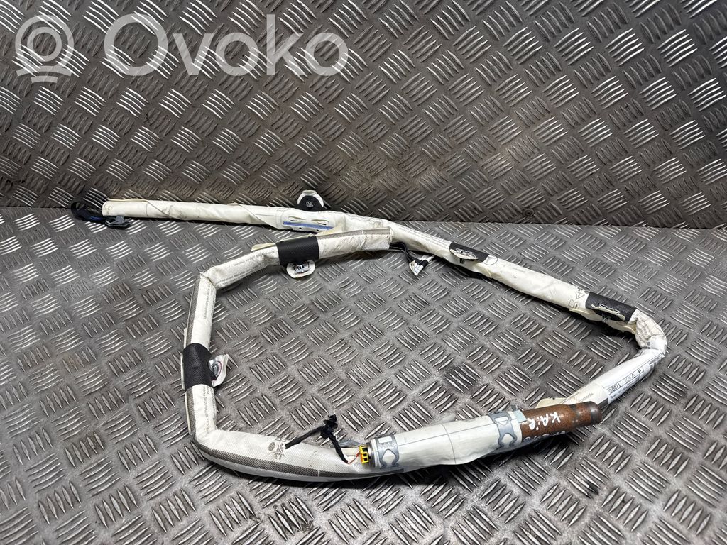 Mercedes-Benz B W246 W242 Stogo oro pagalvė (užuolaida) 
