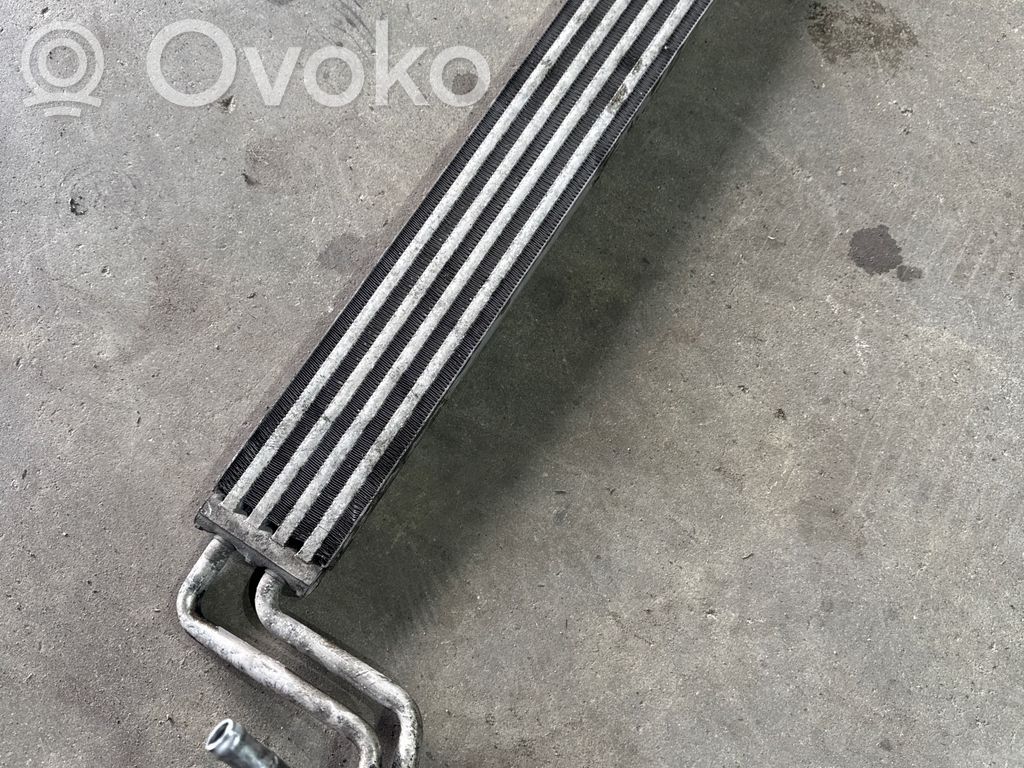 Audi Q7 4L Ohjaustehostimen jäähdytin 