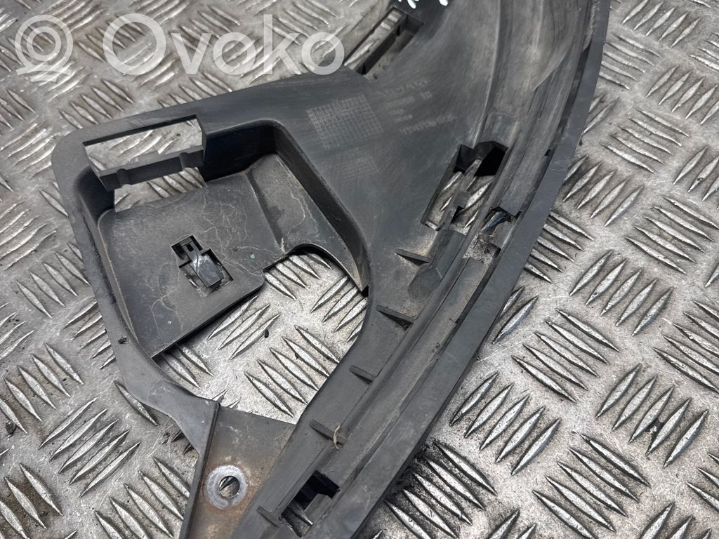 Volvo XC60 Support phare frontale 
