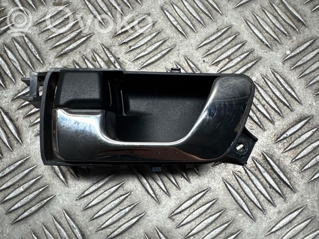 Mitsubishi Shogun Manecilla interna puerta delantera 