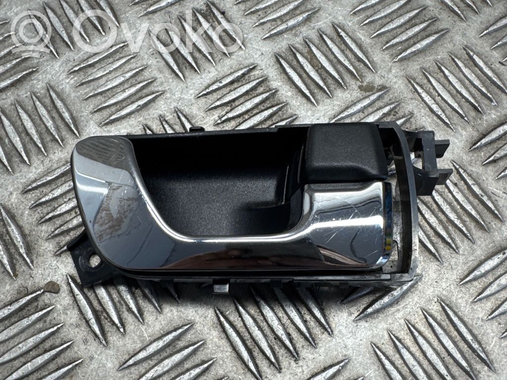 Mitsubishi Shogun Manecilla interna puerta delantera 