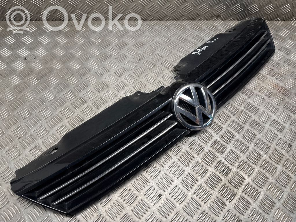 Volkswagen Jetta VI Grille de calandre avant
