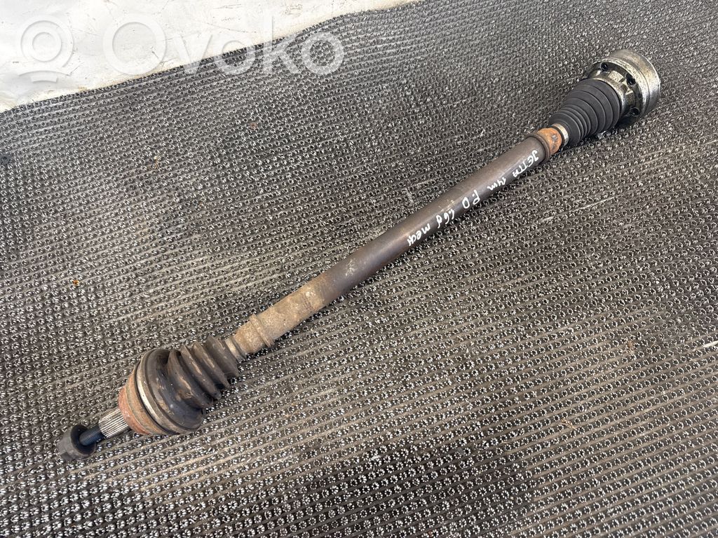 Volkswagen Jetta VI Półoś przednia 