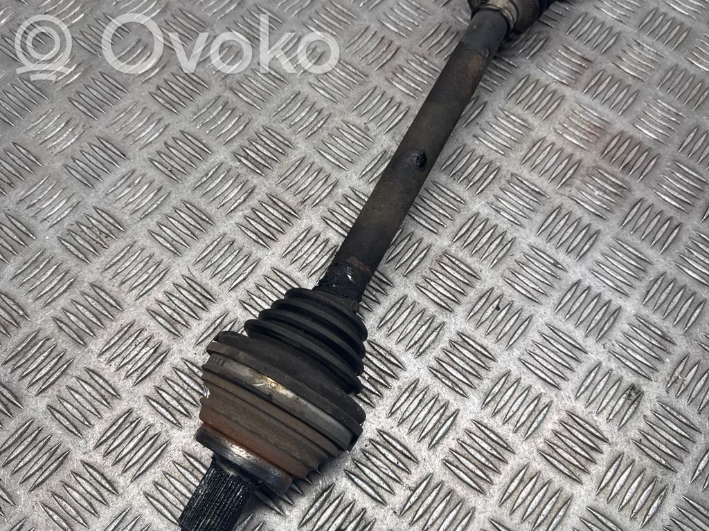 Volkswagen Jetta VI Planetară față 
