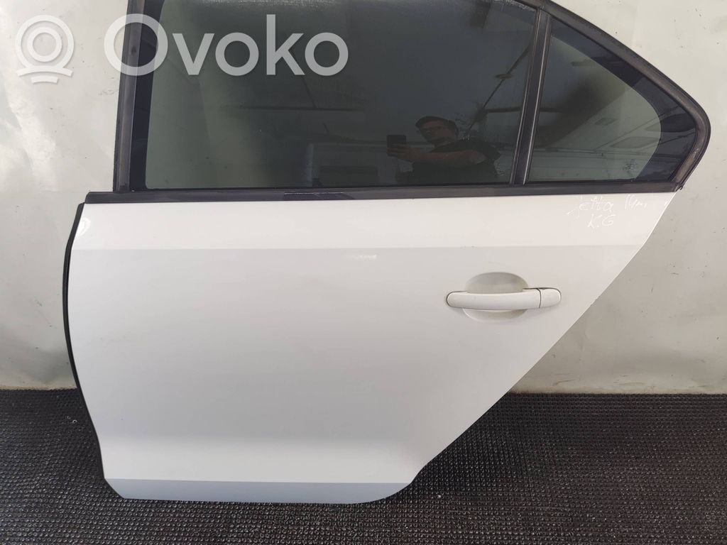 Volkswagen Jetta VI Takaovi 