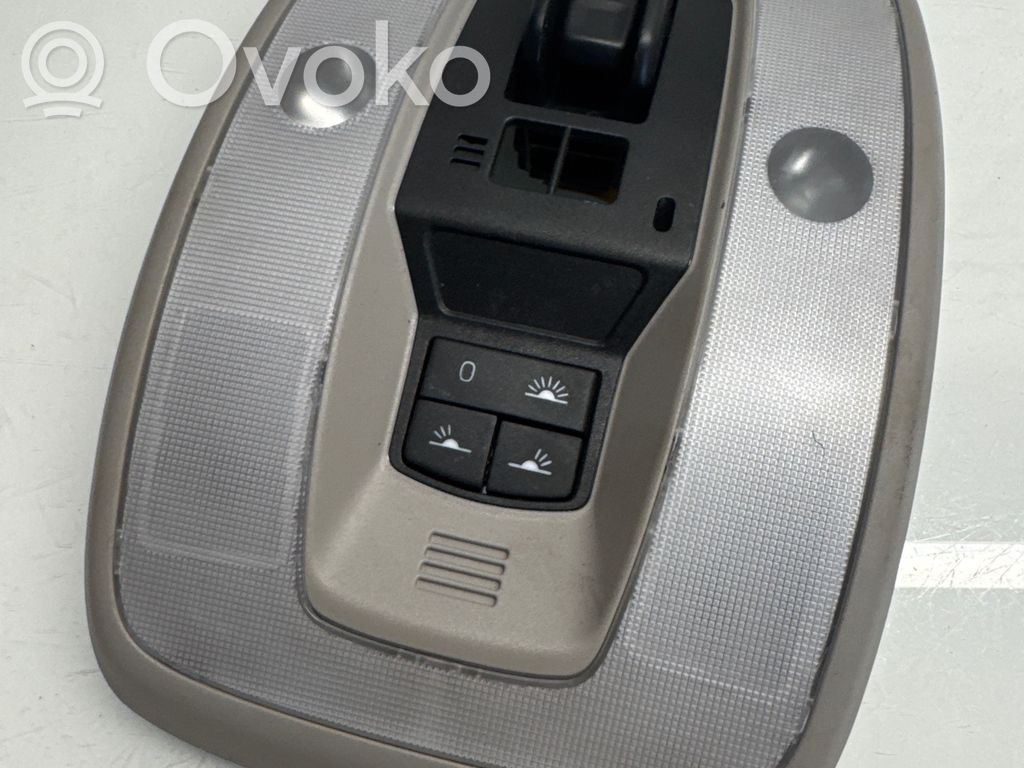 Volvo V60 Etuistuimen valo 