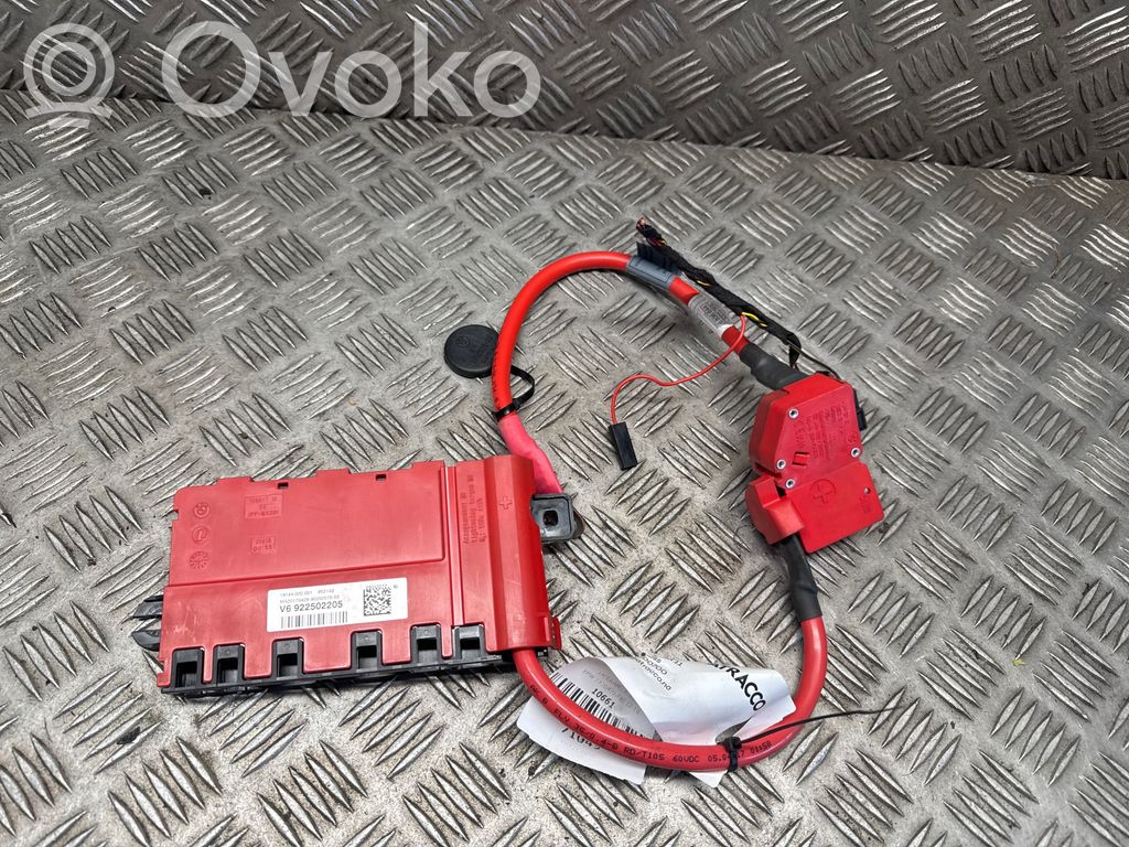 Plus / Klema / Przewód akumulatora   9270244,6836644,922502