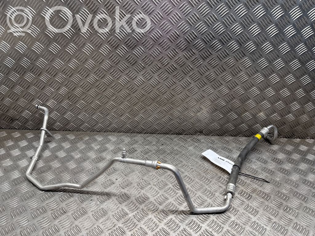 Ilmastointilaitteen putki (A/C)   887040Z170