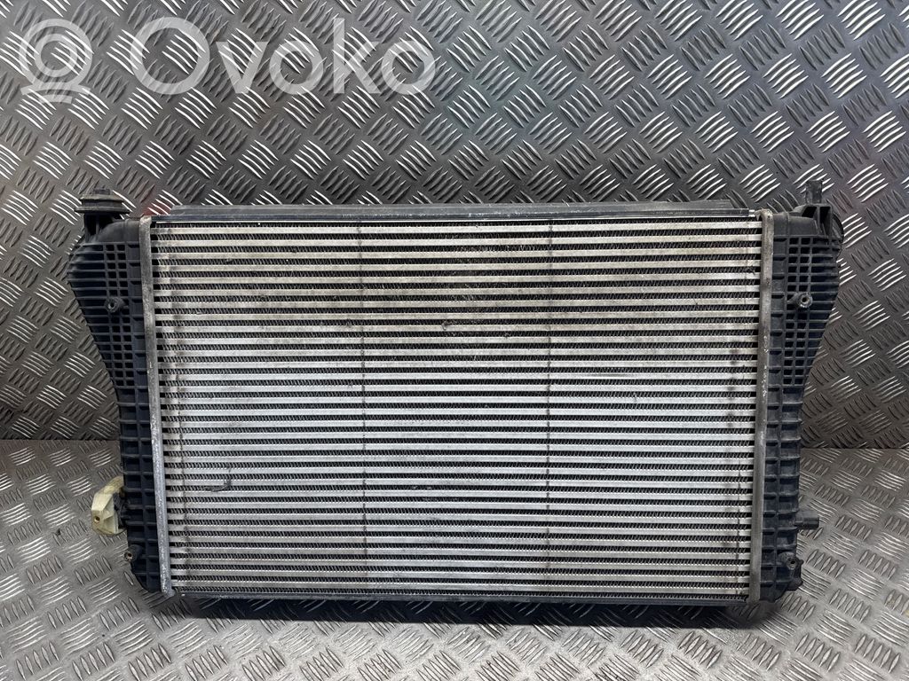 Volkswagen PASSAT B7 Radiador intercooler
