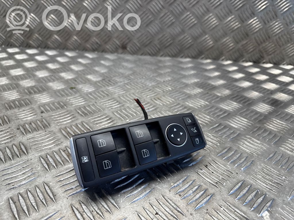 Mercedes-Benz E W212 Przyciski szyb 