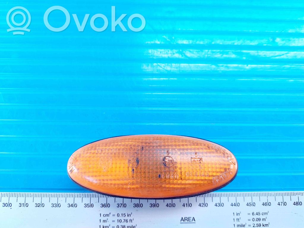 Front fender indicator light   014143,014143